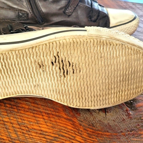 Ash limited edition hightops - Picture 8 of 8